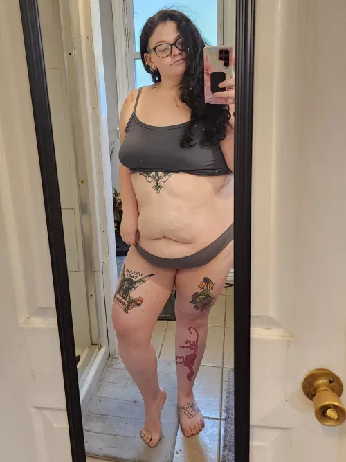 walking art gallery is the goal here