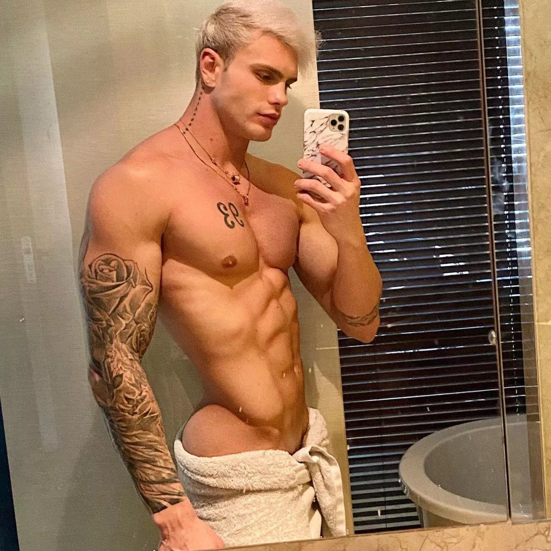 Wanna see more? 😈😈