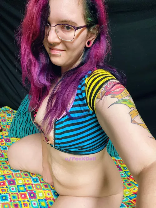 Want to come to my no pants party?