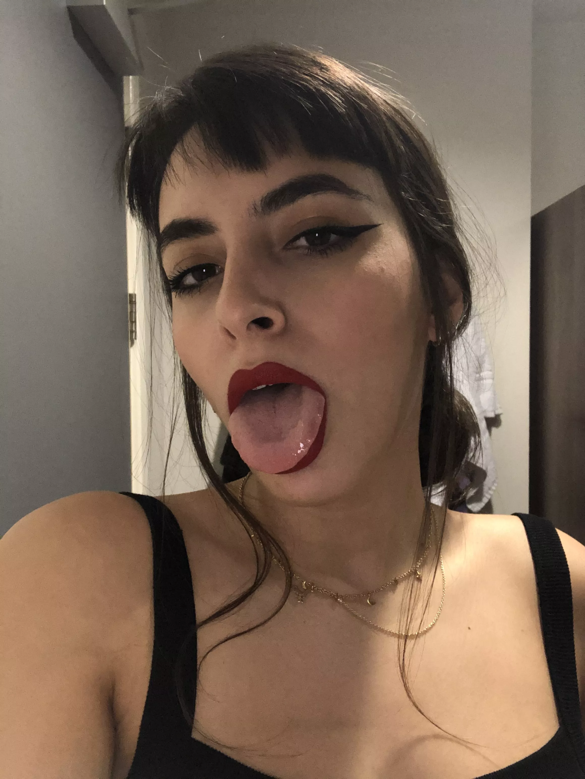 What would you do with her ? (not OC)