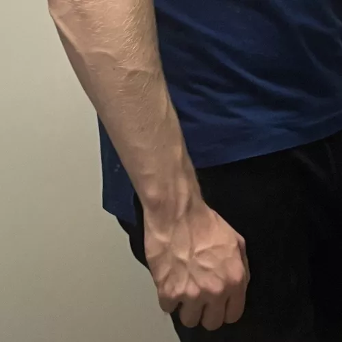 Why use rope or handcuffs when I can just hold you down by the throat