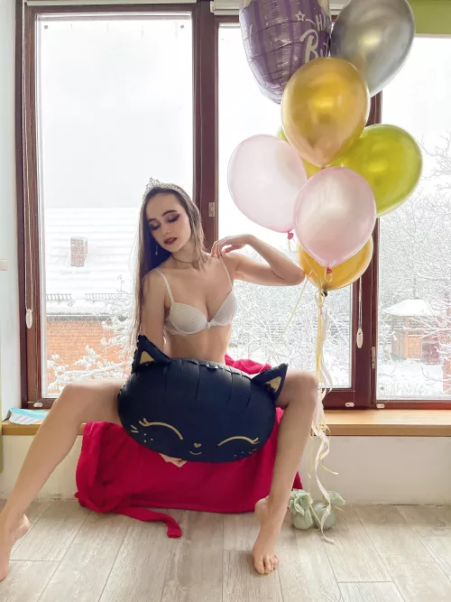 You know who I’m ?) Hello boys )