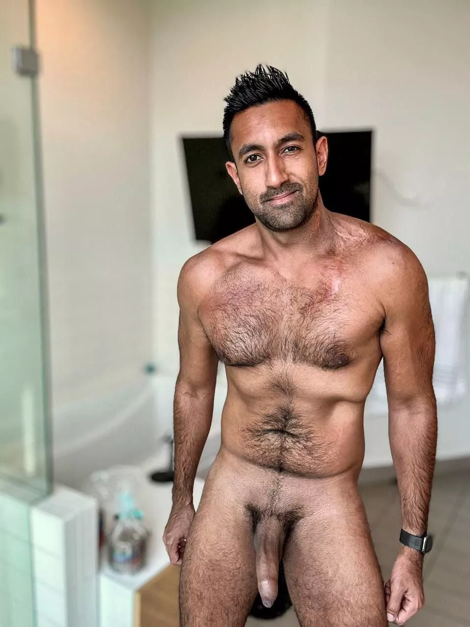 [30] Join me in the bath, bro!