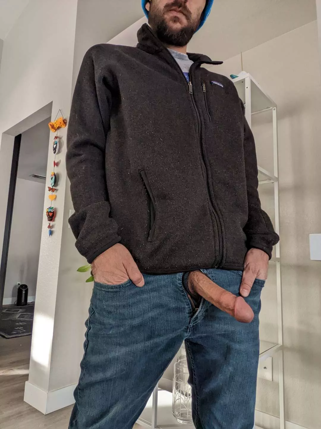 (38) Do I stand like a Dad?