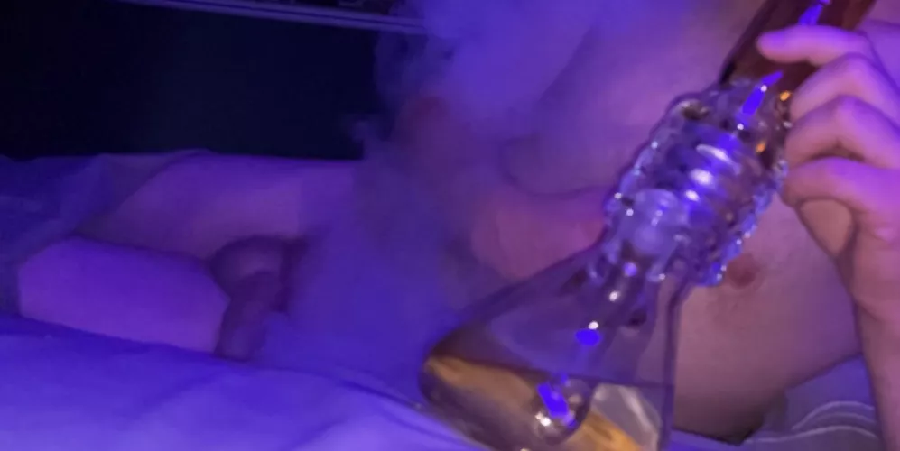 4:20 A[M] wake n bake with me