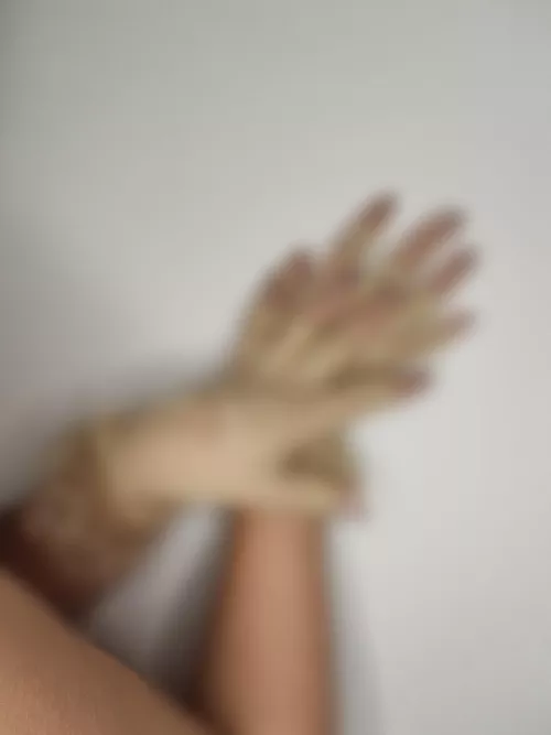 A sneak peek of the new slowmo I'm dropping on my OF tonight. Free sub!