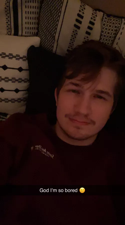 Anyone wanna play something on PC? 😬