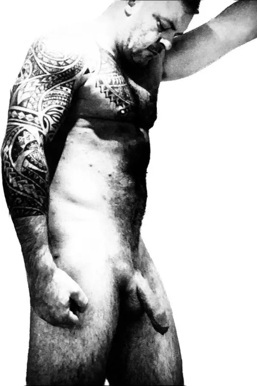 Check that stomach hair