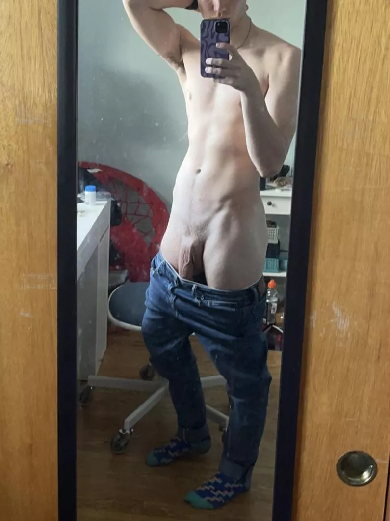 Didnt have time to put on underwear this morning