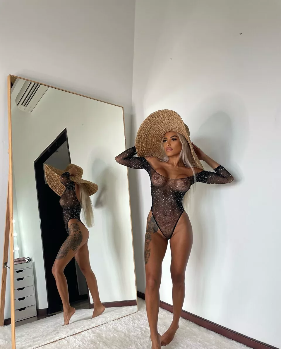 Dm me for custom videos ✌🏽