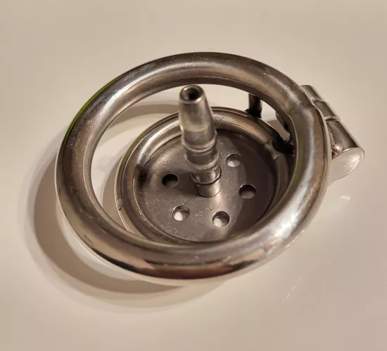 does anyone have tips how to put it on?