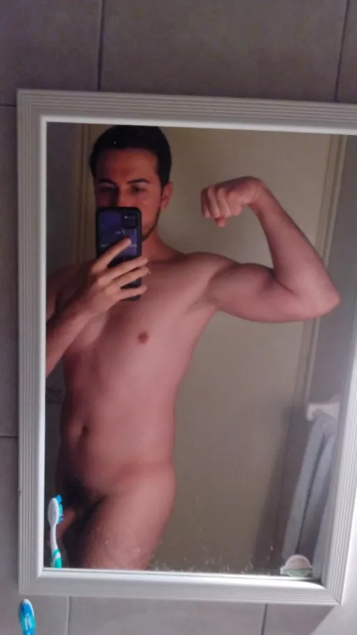 Feeling pretty good with my body lately (expect a lot of pics)