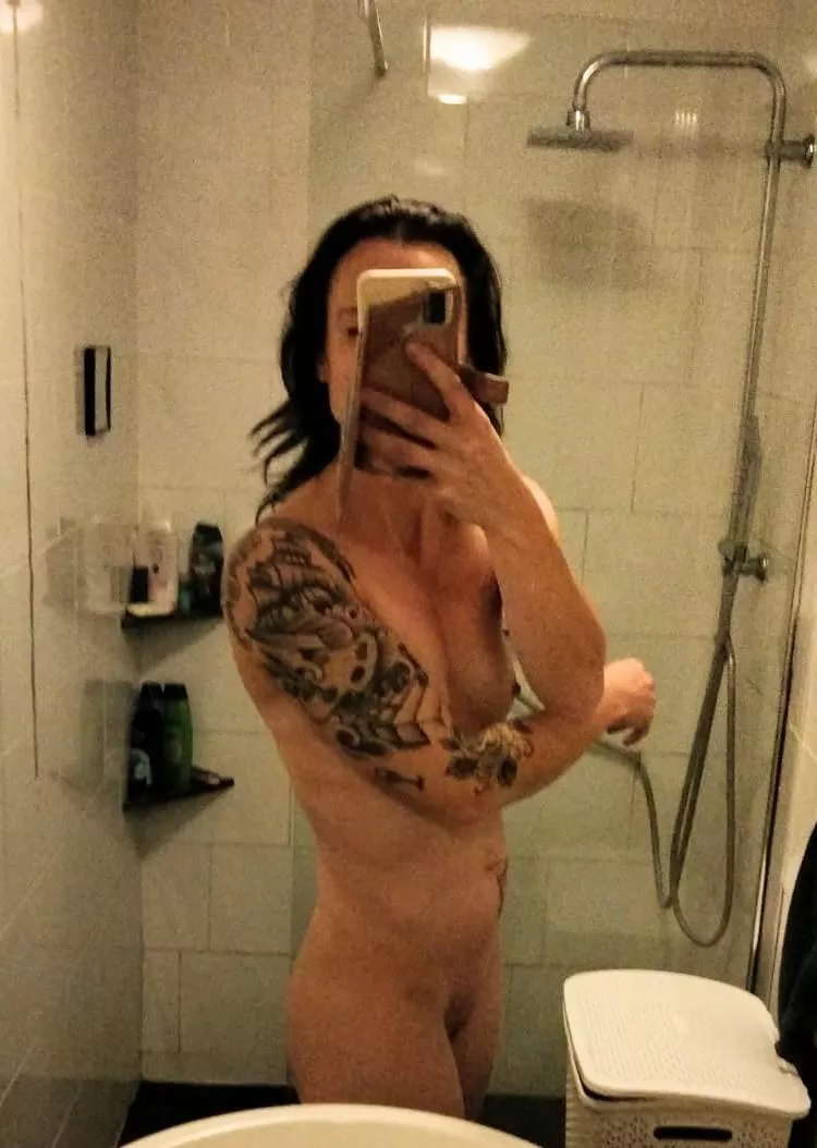 First post here...39F, 57kg, 168 cm.