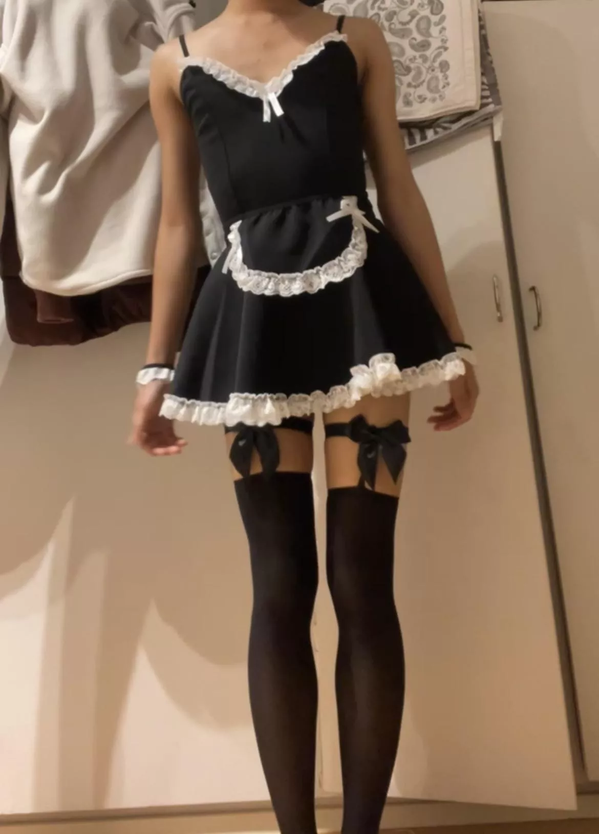 Got this pretty maid dress as a gift. What do you guys think? 🙈