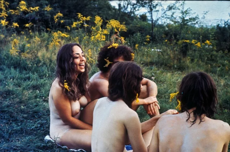 Hippies chilling
