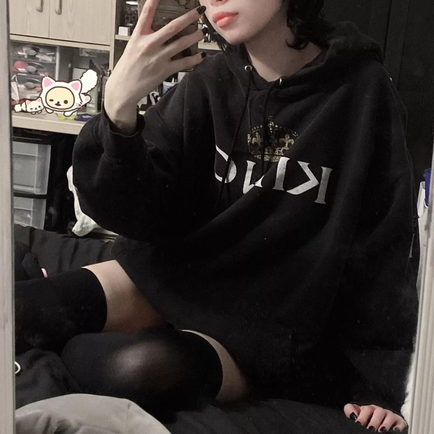 hoodie + thigh highs = comfy af
