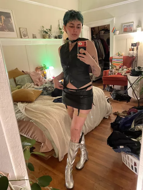 i love the boots as the crop holster