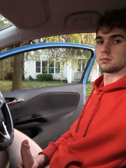 I’m slowly progressing my exhibitionism 😈. Where you wanna see next?