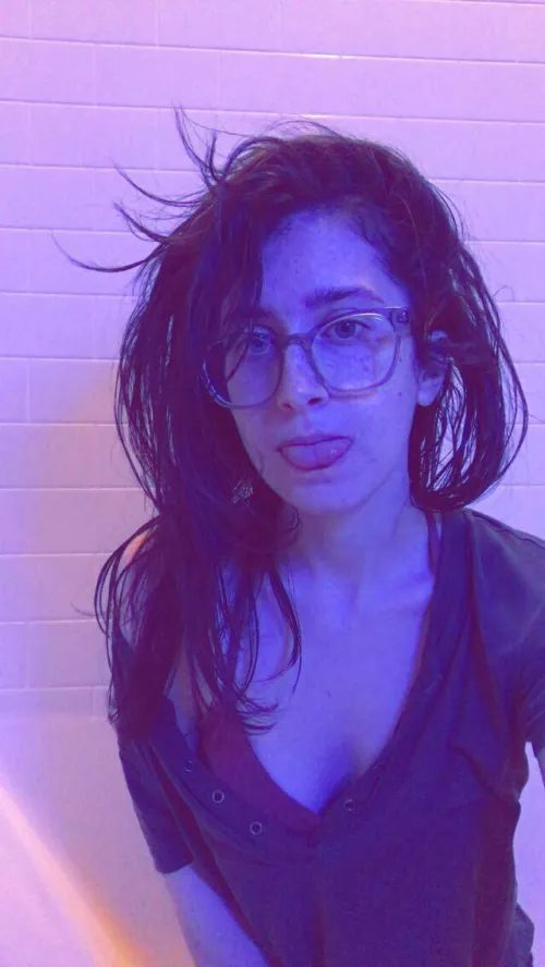 I’ve got an ahoge haha F23