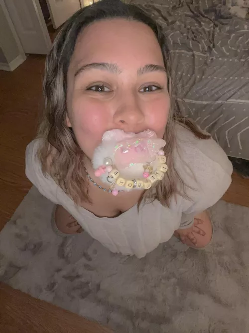 Loving my cozy baby aesthetic, now just gotta get some booties and I’ll really be feeling small