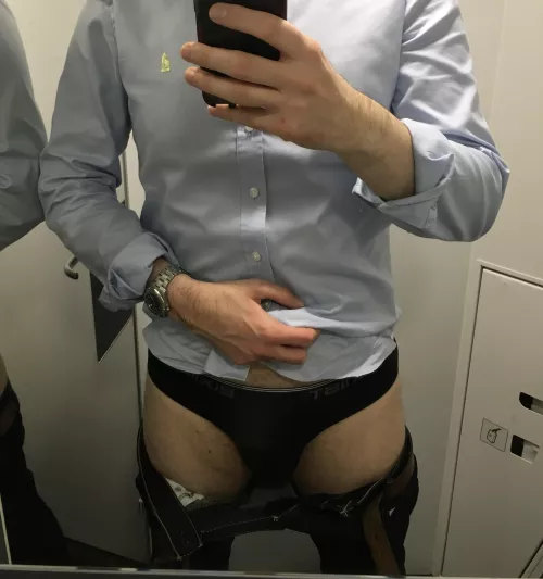 On my way home now, so no more hotel pictures. How about a train picture?