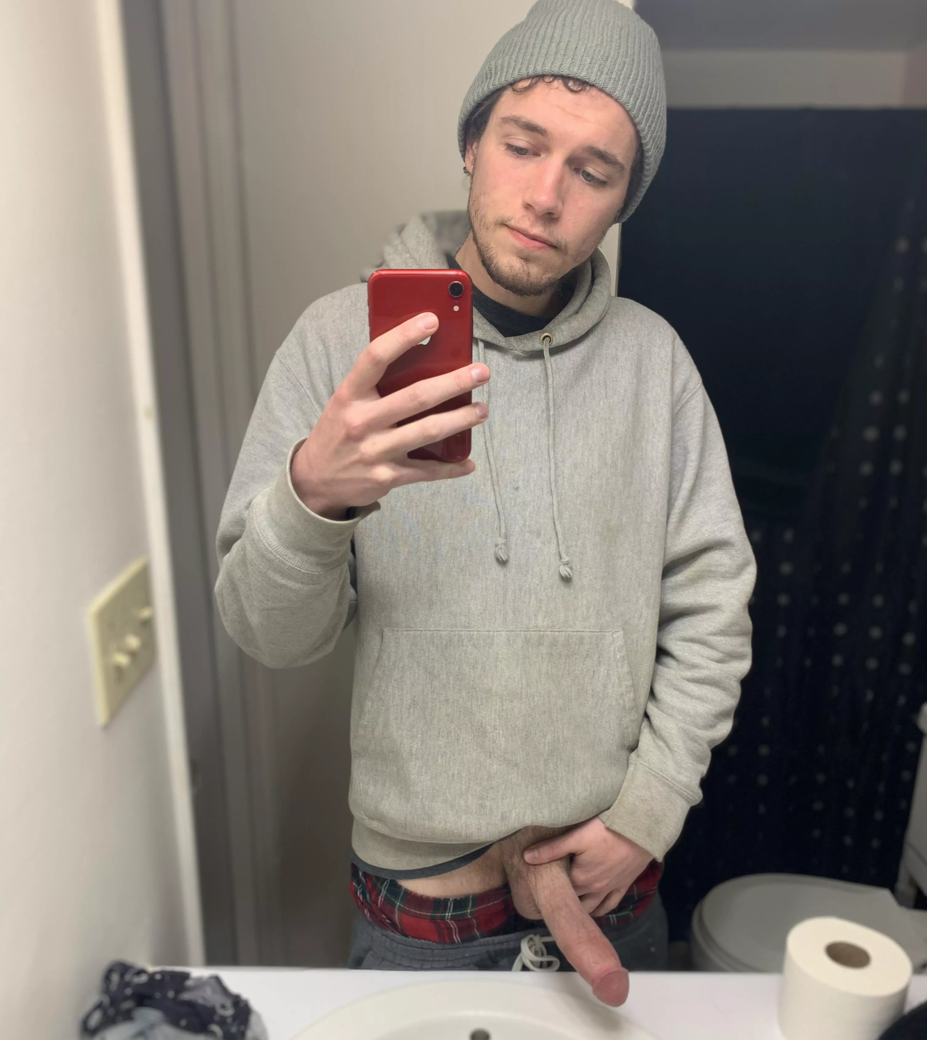 Preparing for this chilly day at work 🥶 (23)