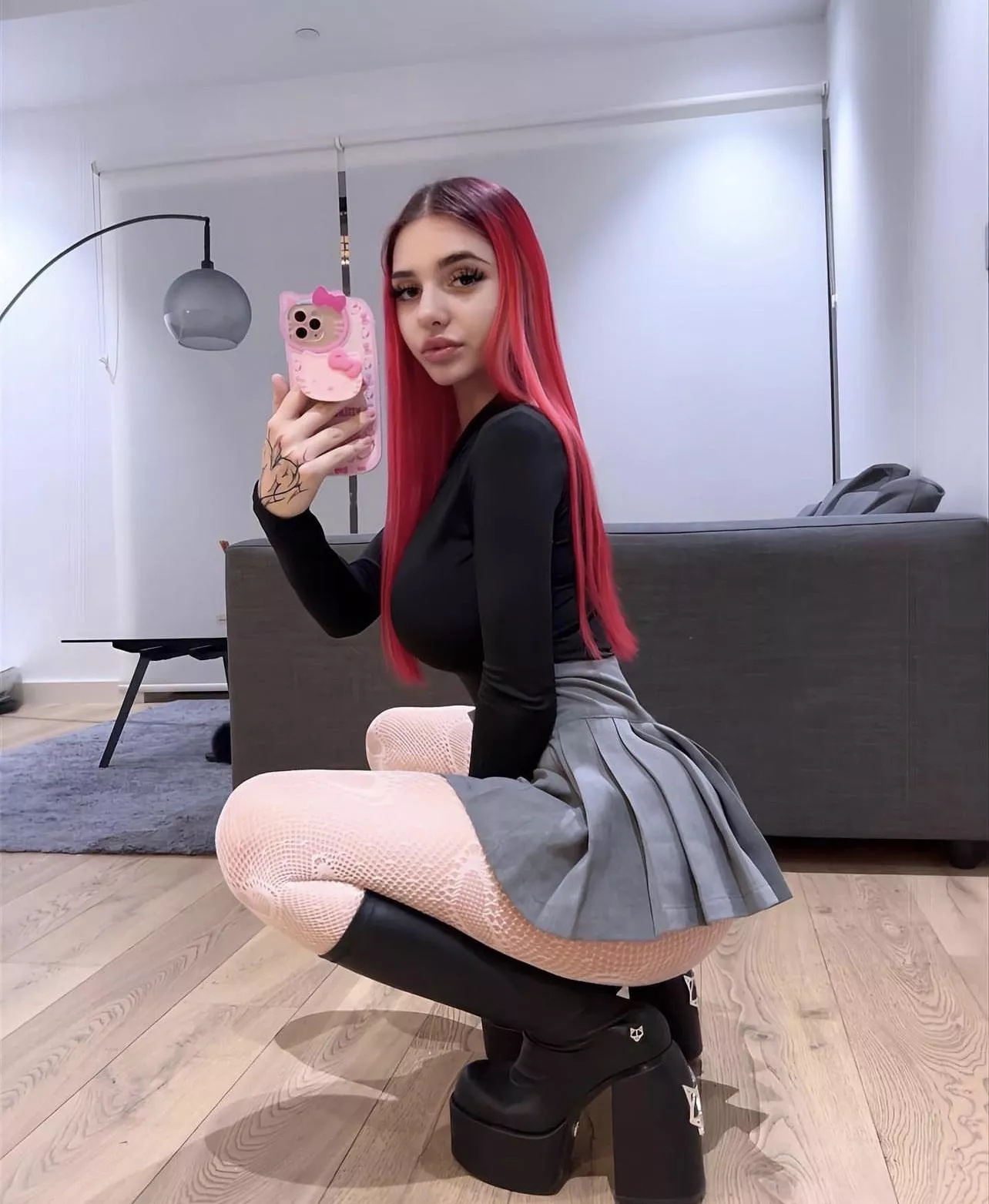 react if i can send youxx pics like this