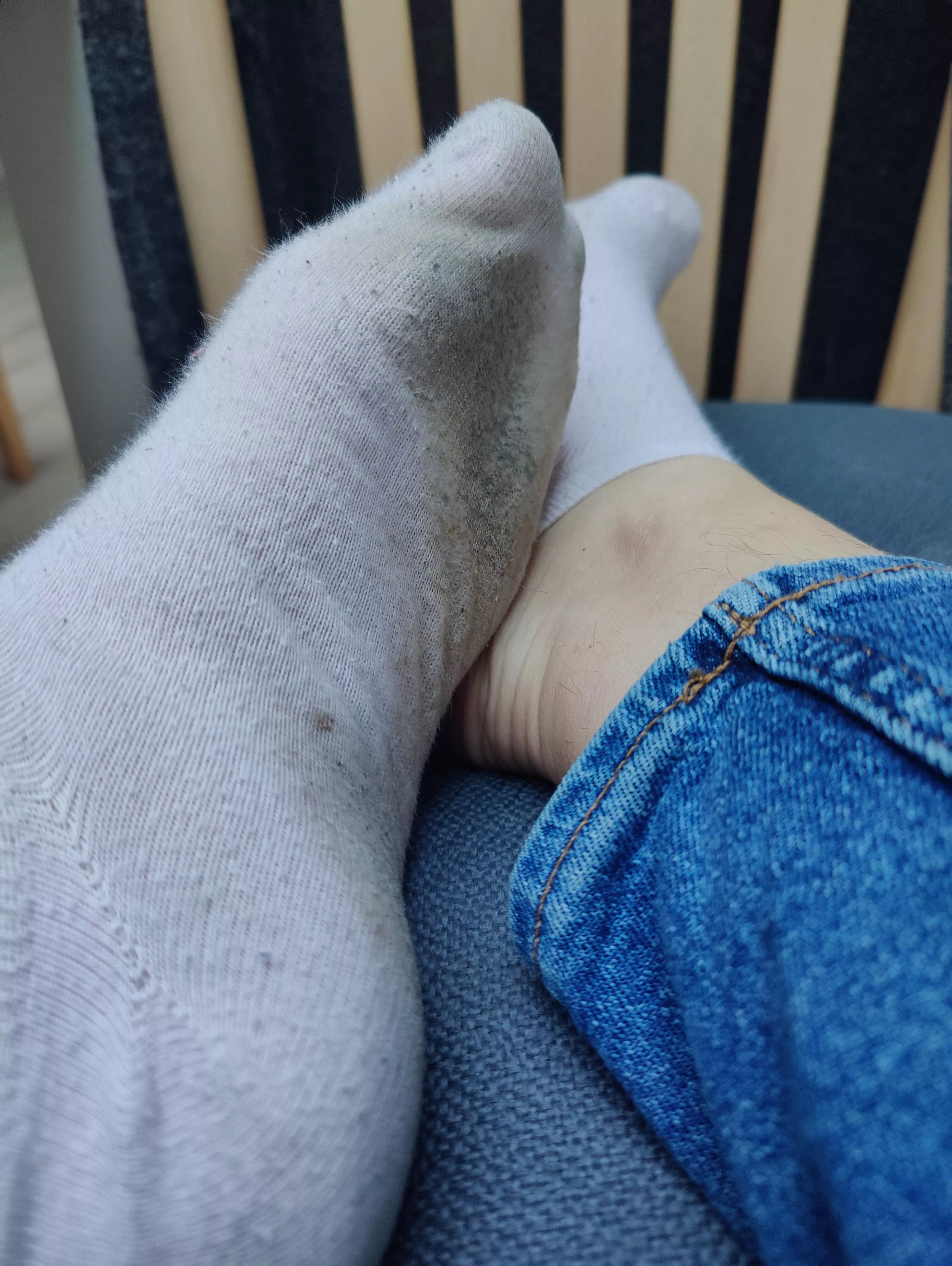 running around for 4 hours at work always make me sweat 🥵