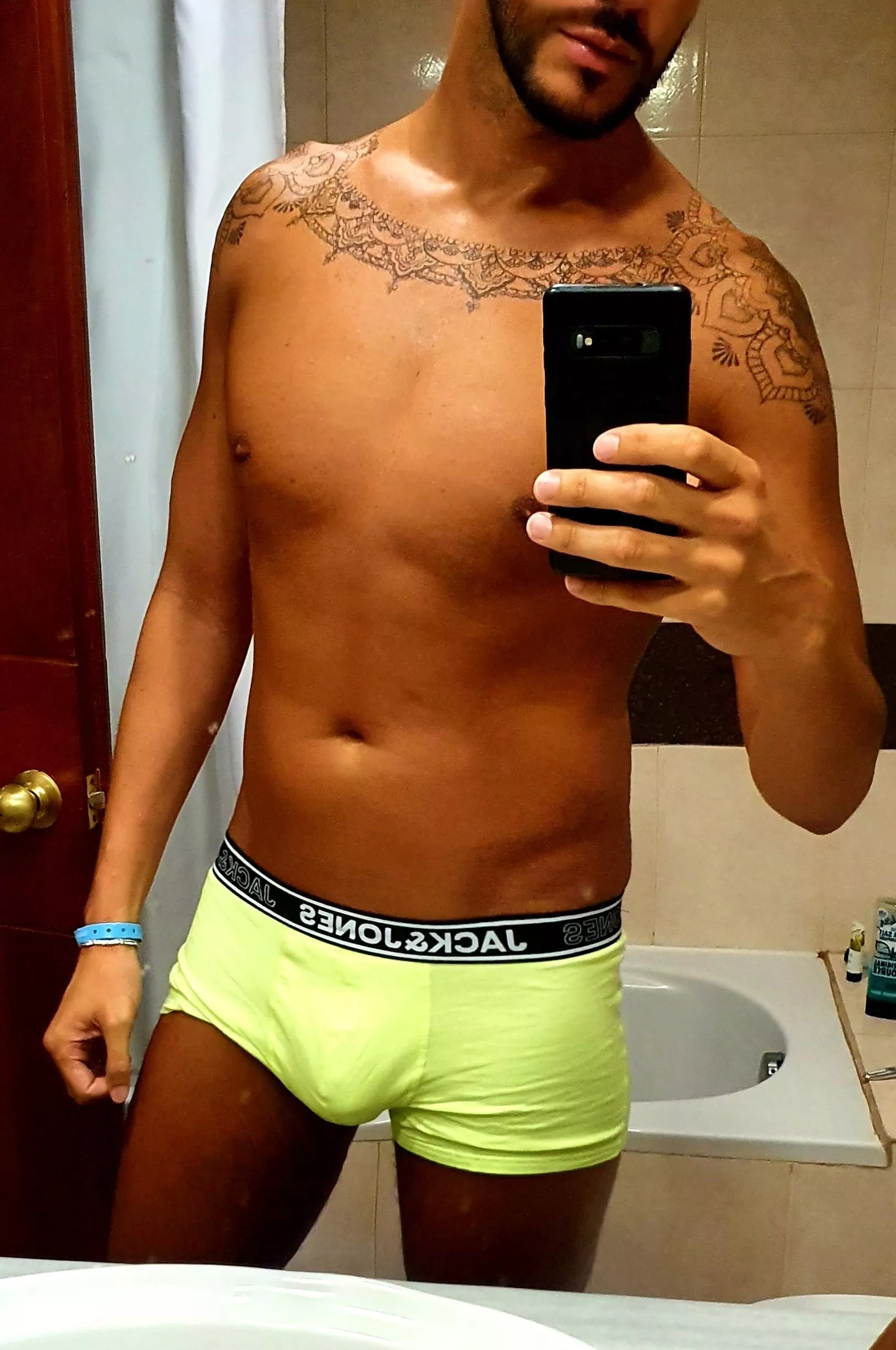 Should I lose the boxers?