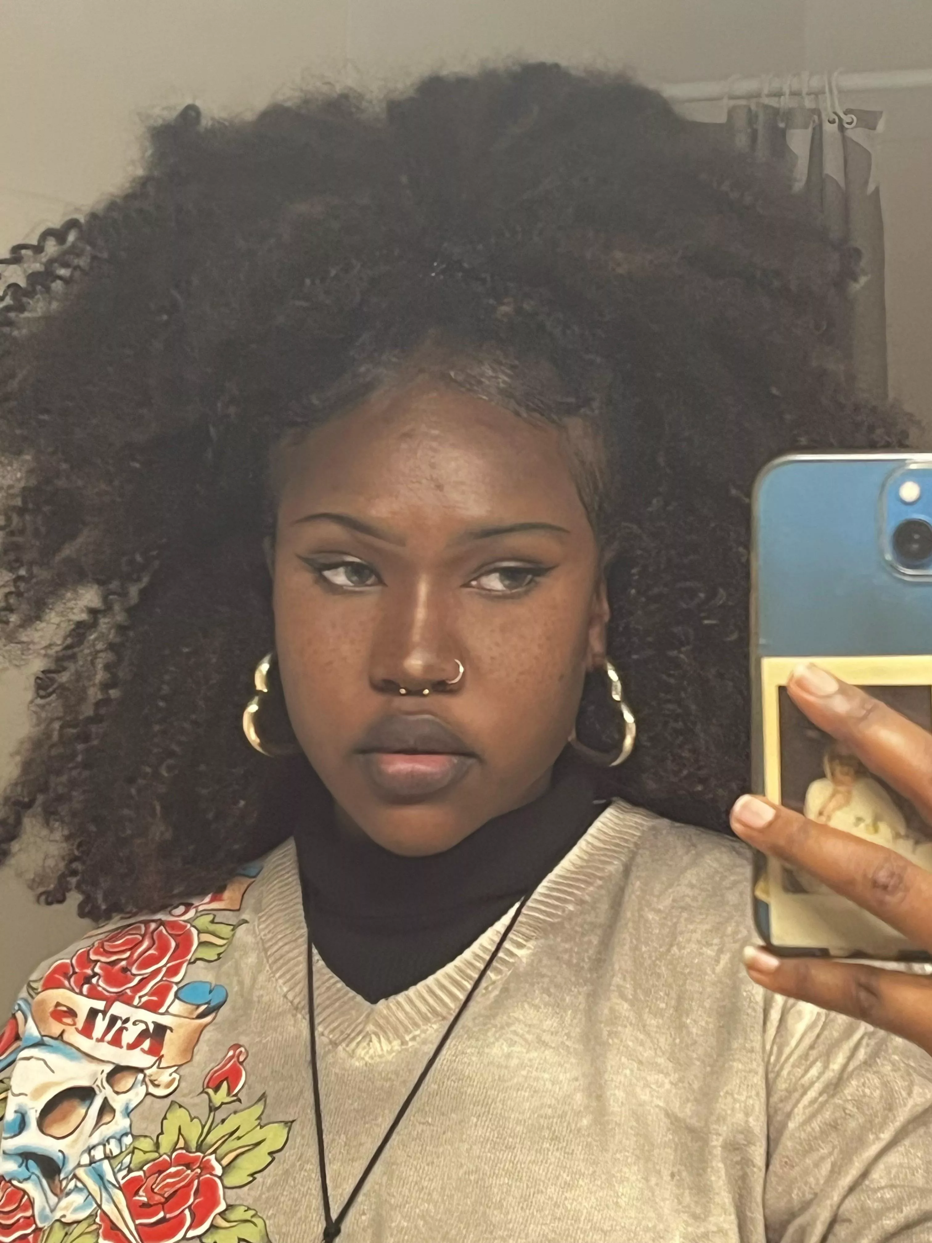 This picture of myself was just too gorg to let it sit in my cameraroll like that