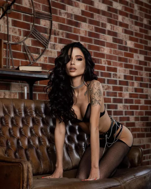 What do you think of my new look? Very sexy🔥💦