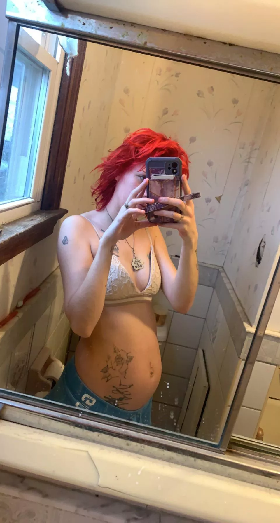 Who wants to help out a pregnant women 😘