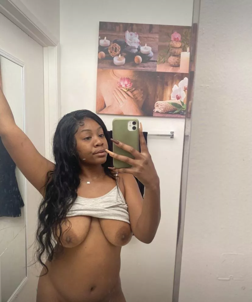 woke up this morning to be the slut, topless n….r I love being master 😽 kik/wickr: yayasonasty