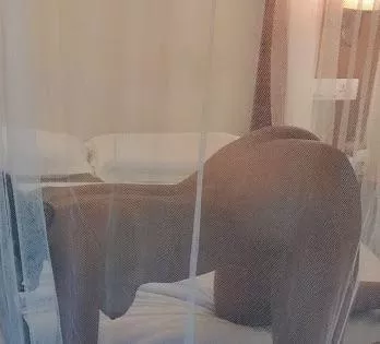 22 F Indian 🇮🇳 slut studying in 🇬🇧 UK! 😉