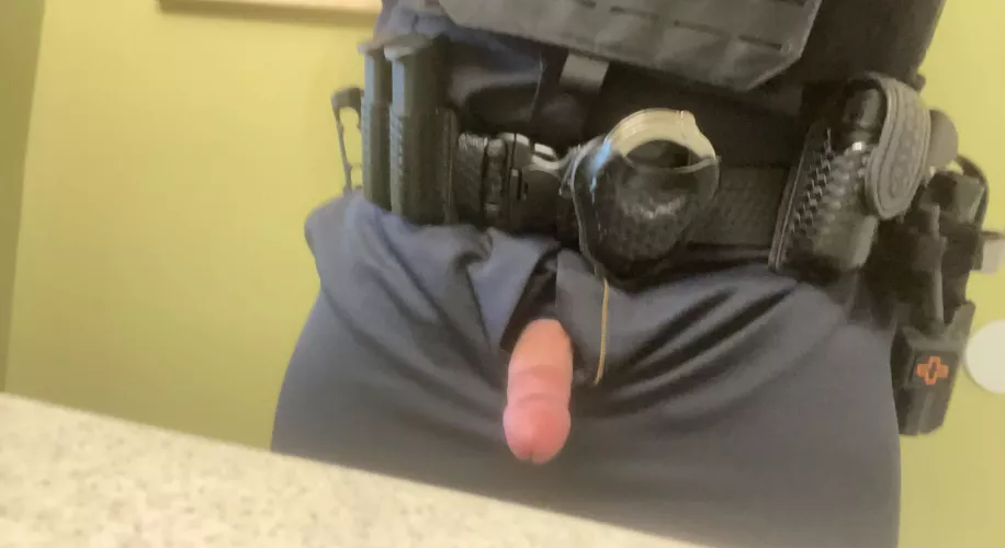 23m bored Michigan cop