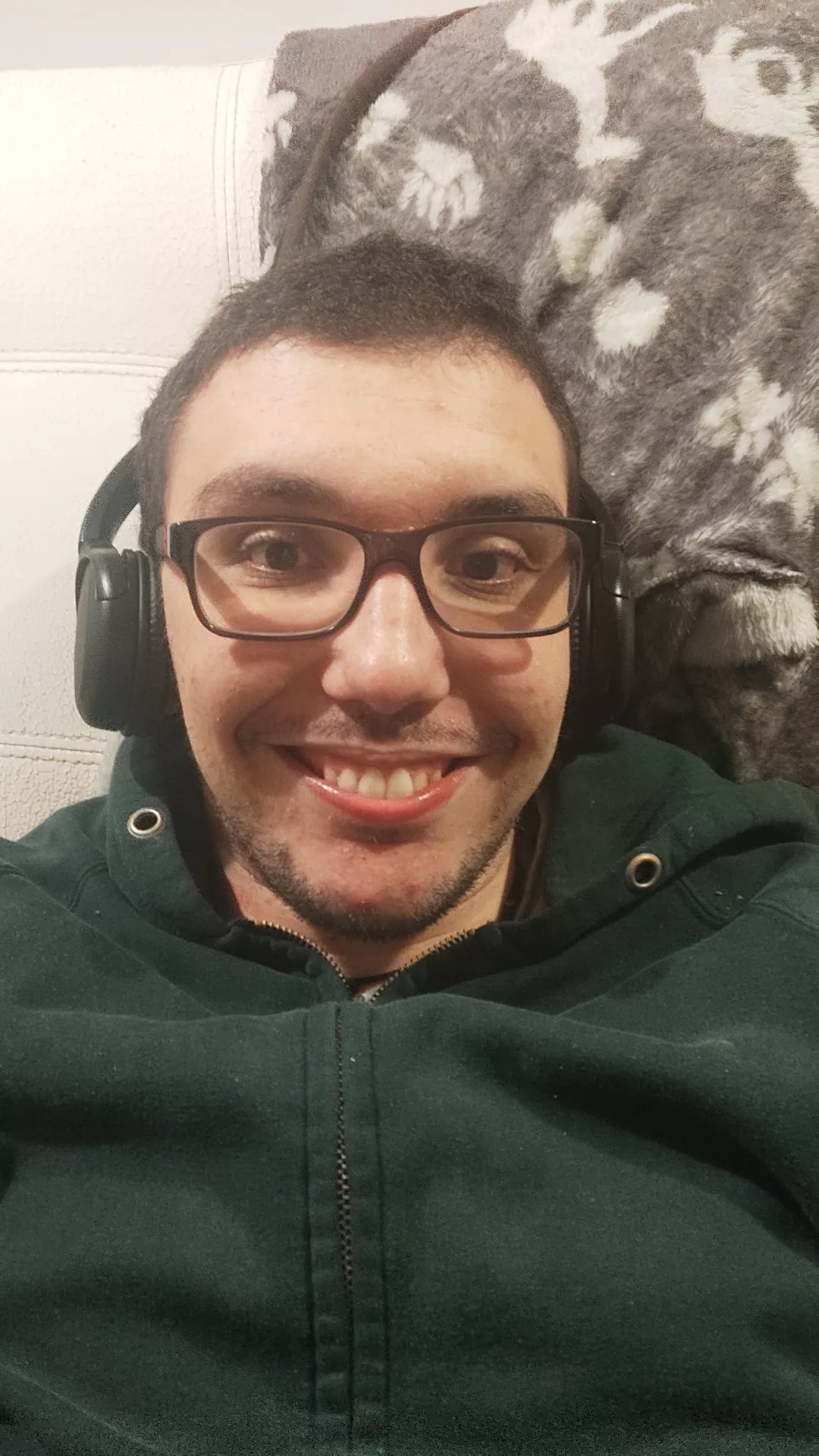 [26] Any FFXIV players in primal? love the game but it's better with company!