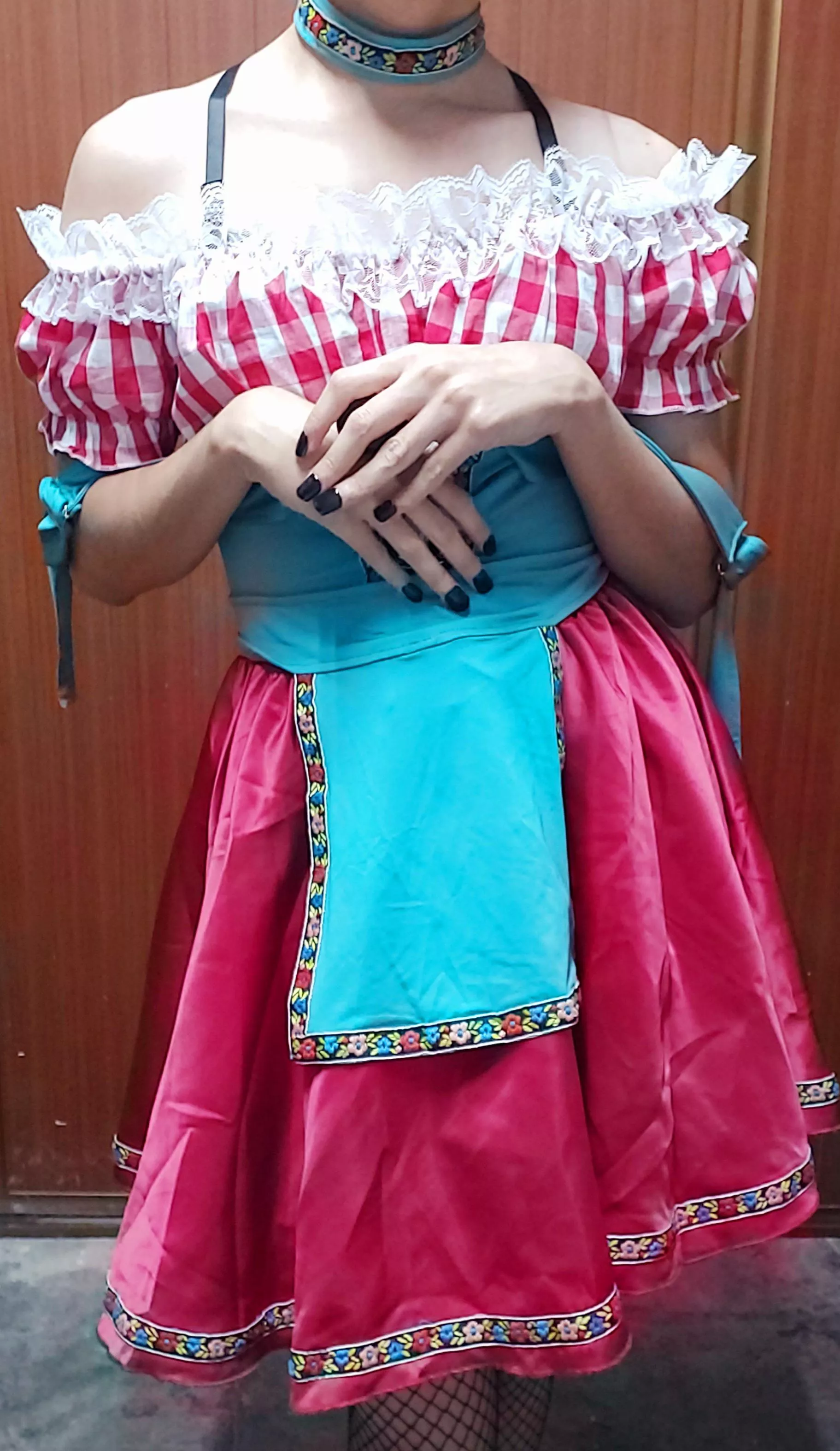 [28y] First time using acrylic nails