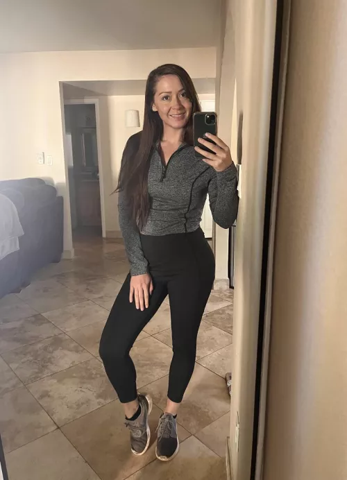 A quick selfie before I go on my morning run.