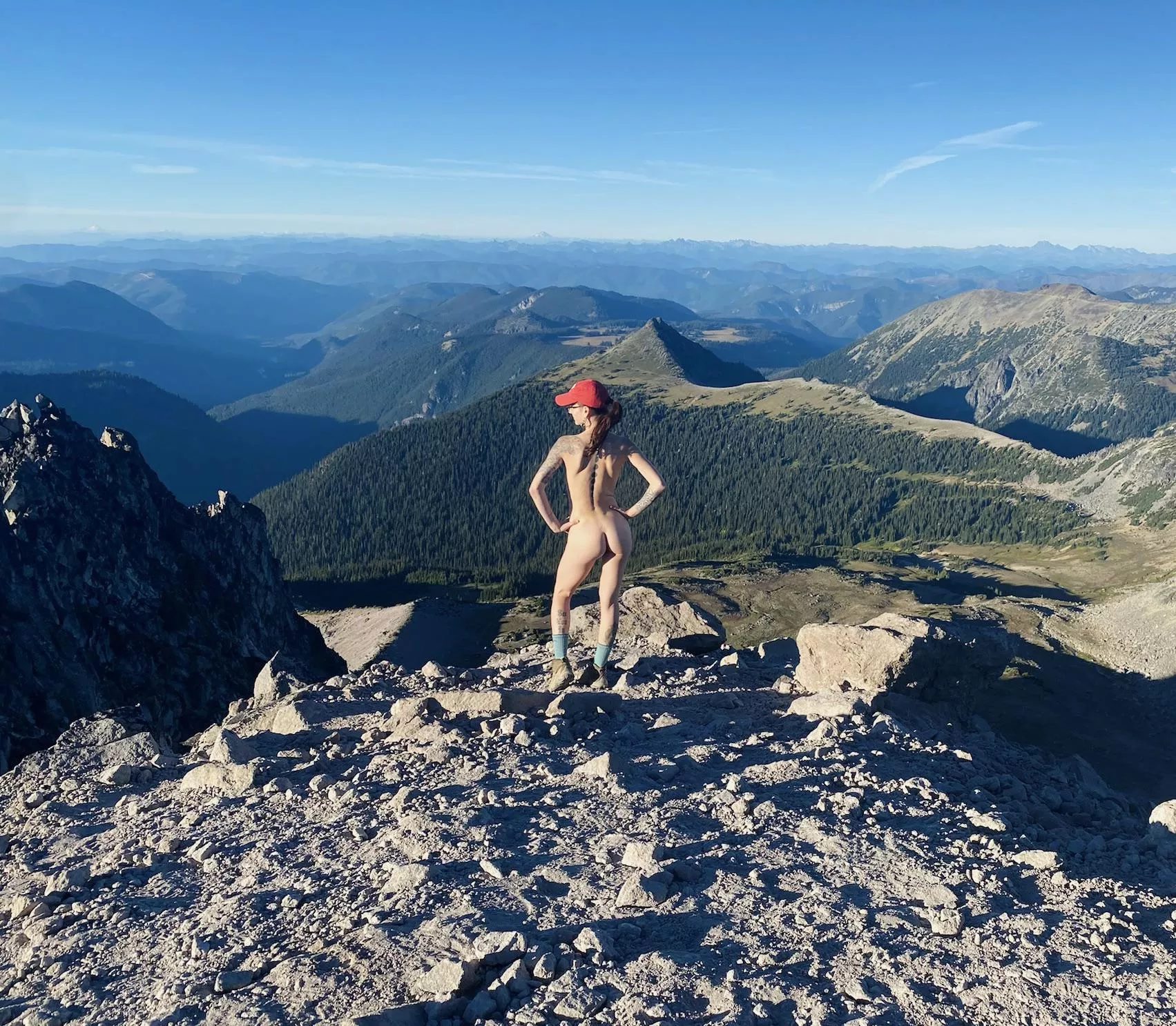 A view and a view (f)