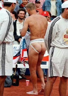 An oldie but a goodie. Austrian tennis player Thomas Muster changing his entire kit during a match. Back in the good old days of tennis players wearing jockstraps (pic is undated but Muster’s heyday was the mid-1990s so assume around then.)