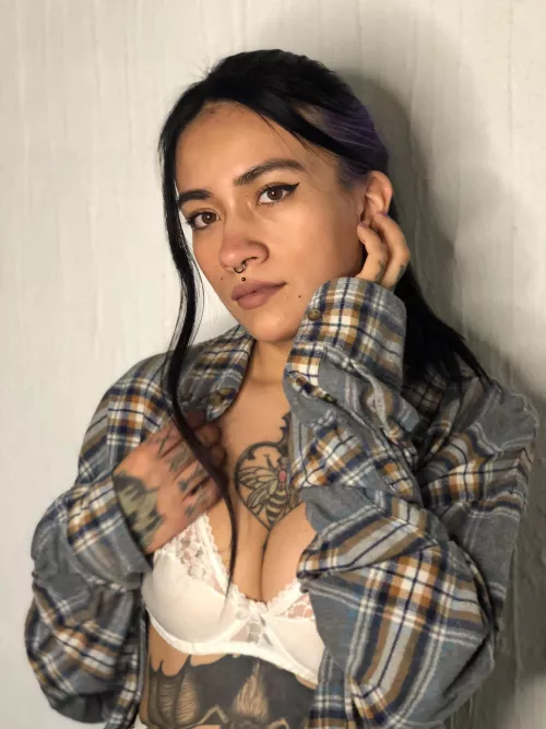 Anyone to bang me all day long?