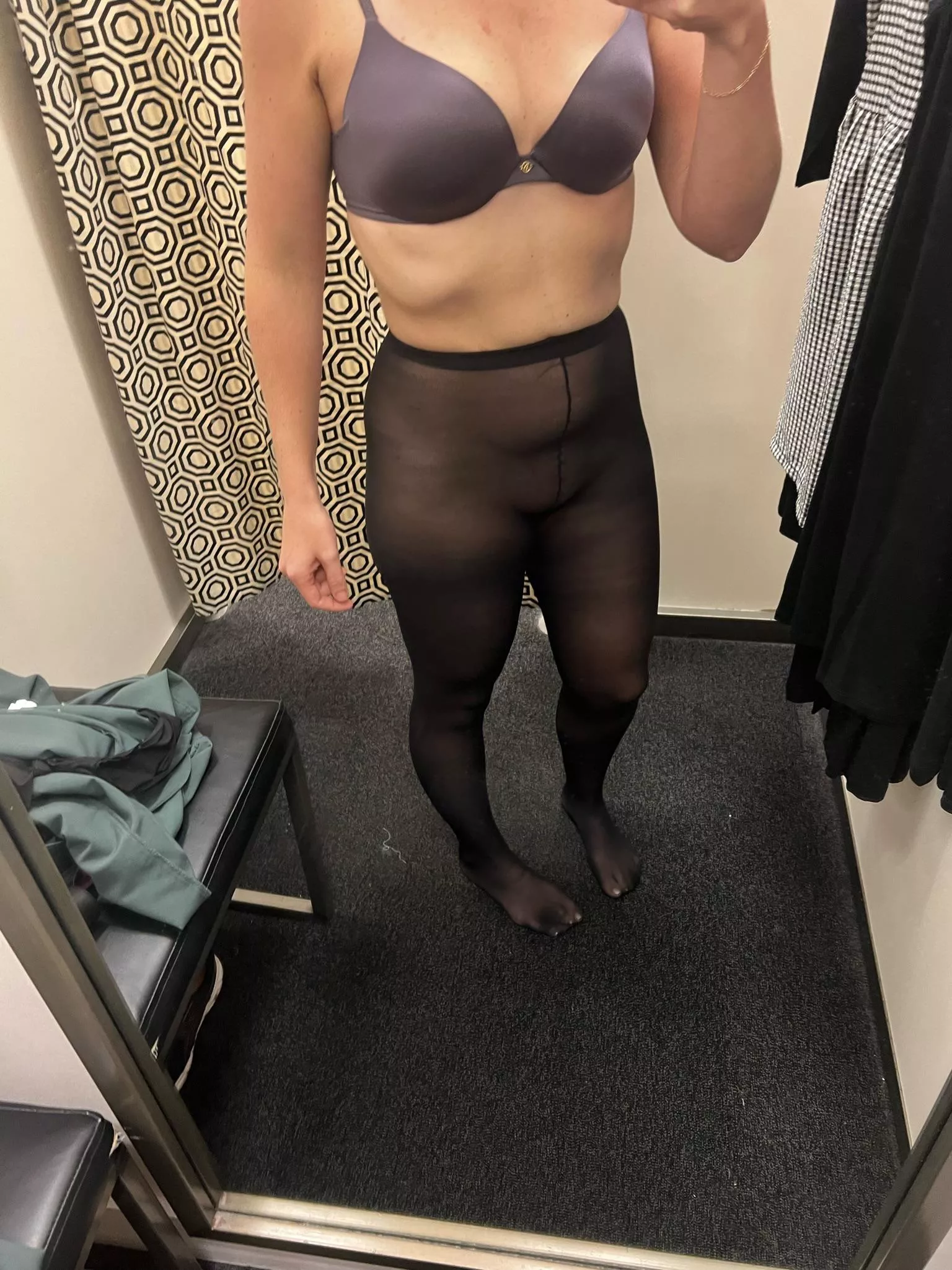Back to basic black pantyhose 🤷🏼‍♀️ [F]
