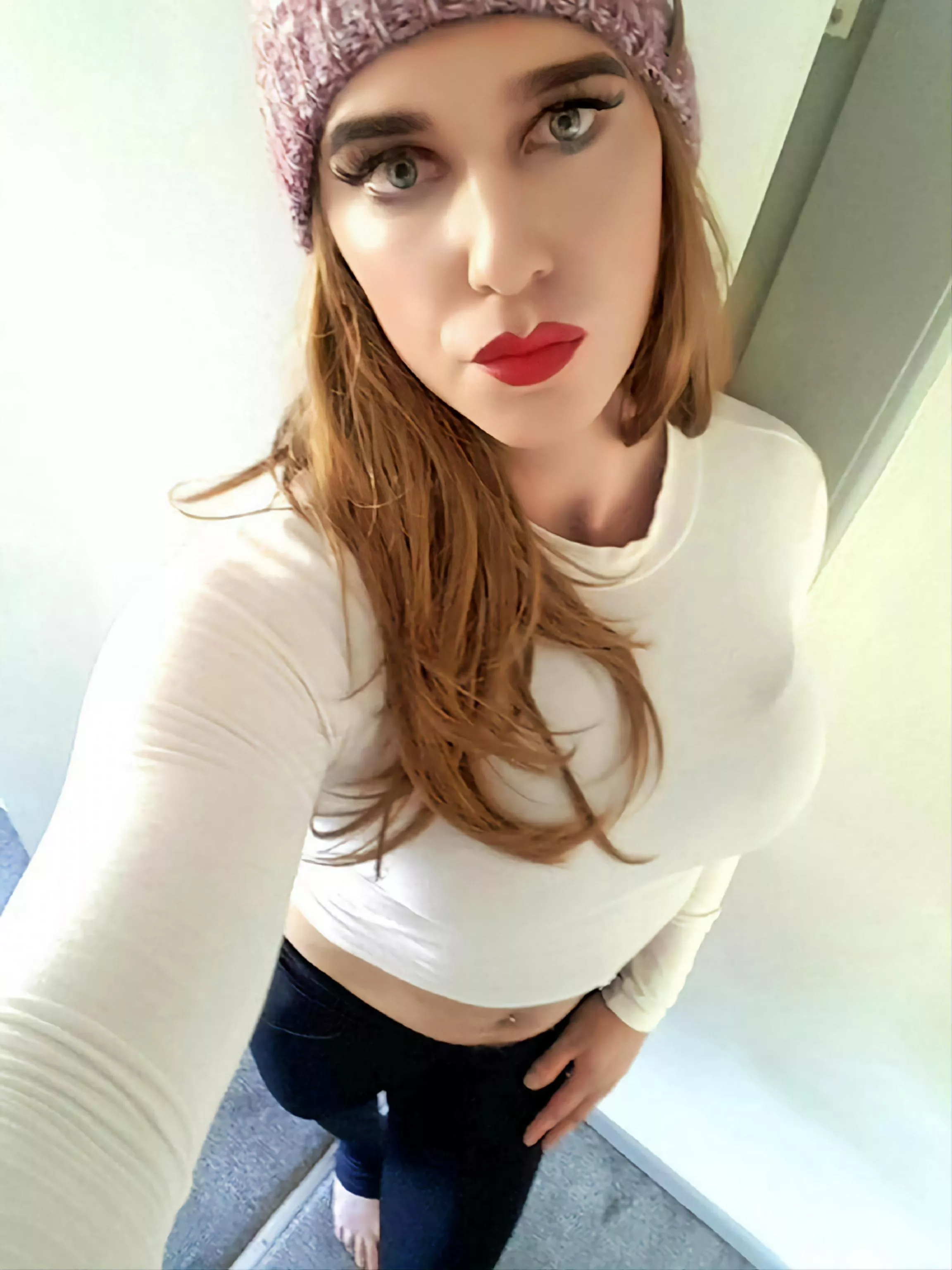 Being fem just feels right 🥰😛