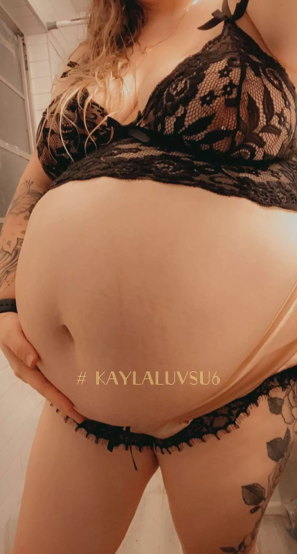 Belly got my waddling so much now 😂