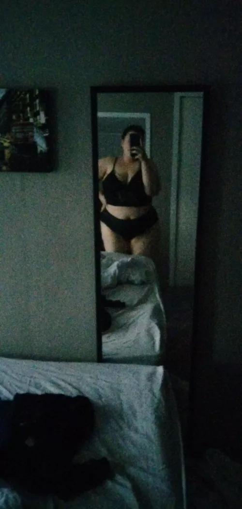 Do people here like BBW moms?