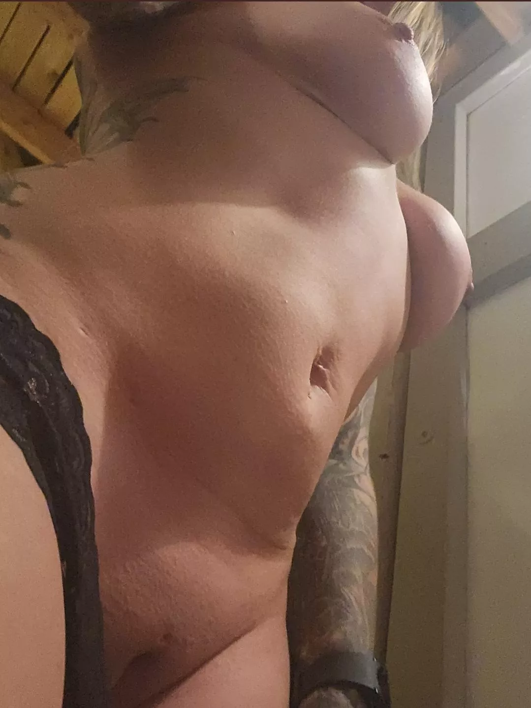 Do you want a taste?! 😼💦