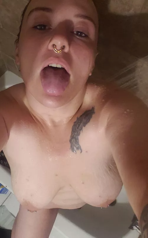 First time posting something like this, hope I fit in here :)