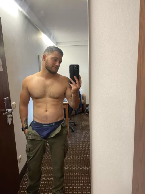 Fresh off work and need to get tired for bed [m30]