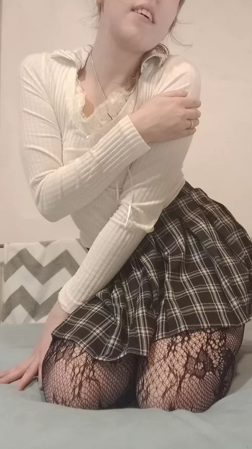 hey! :) i like to do cute & erotic photography :)