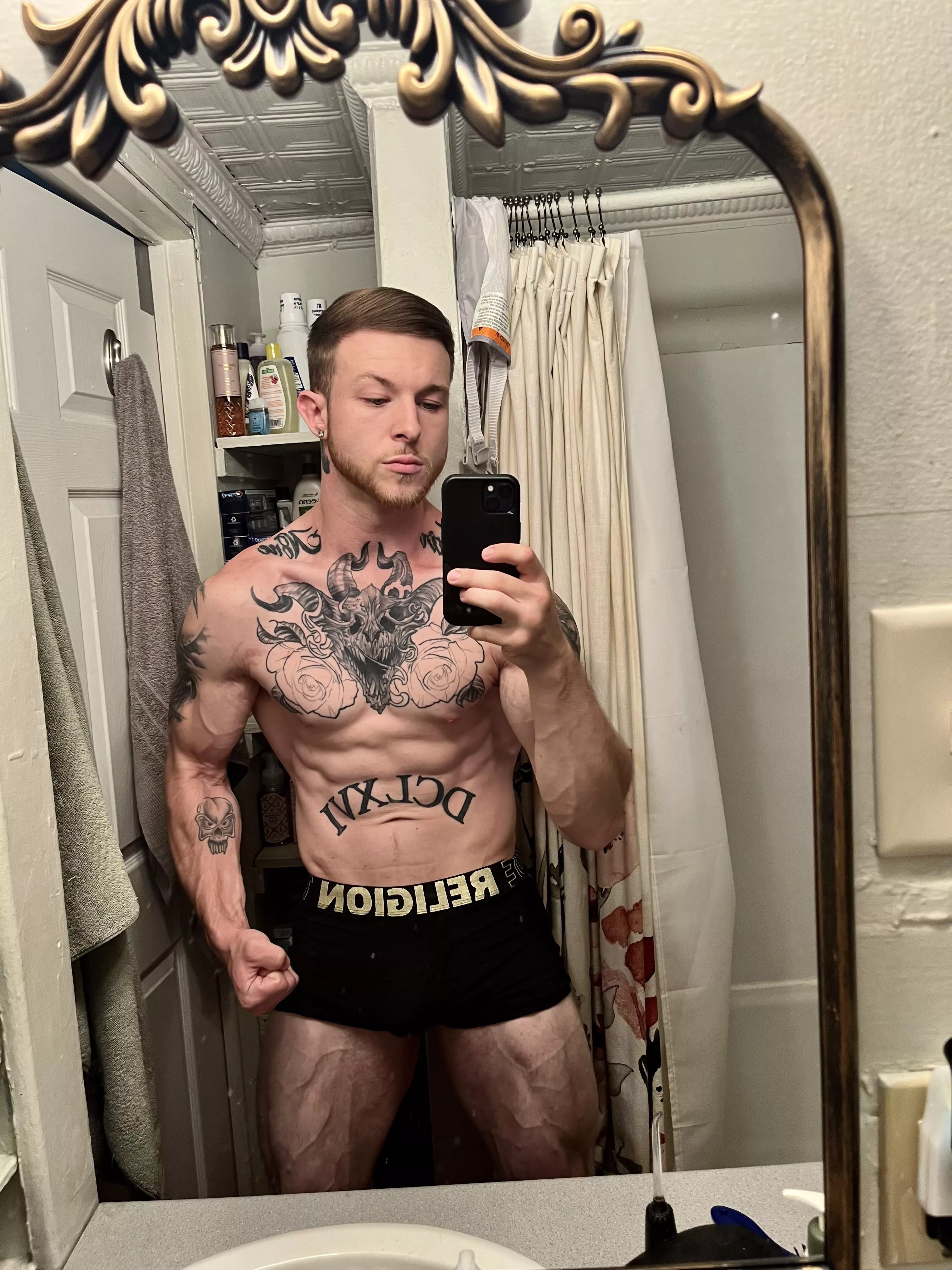 How my quads look 👀🙈